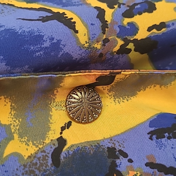 Blouse - Picture 3 of 6